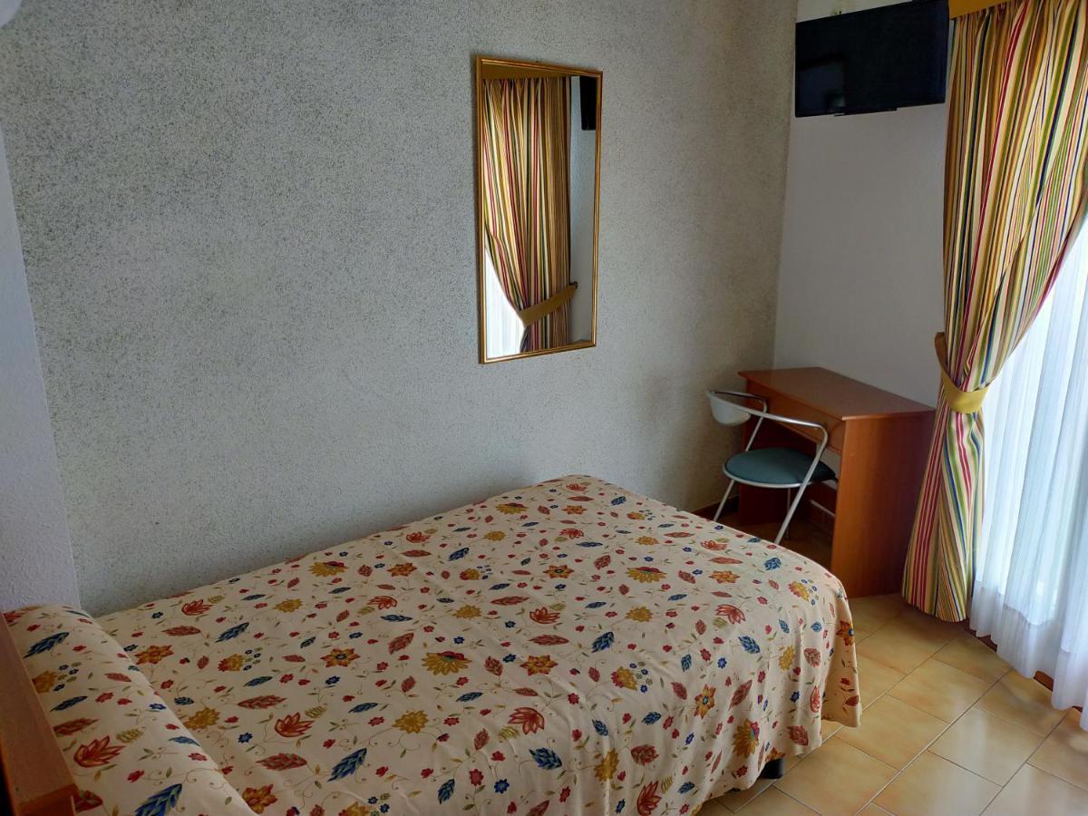 Hostal Casa Pepe Tauste المظهر الخارجي الصورة